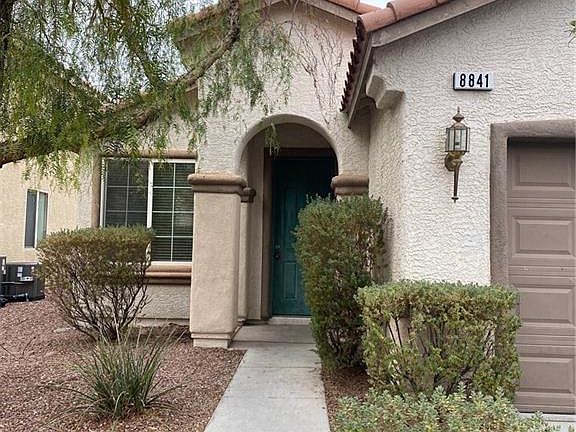 2nd image of 8841 Imperial Forest St