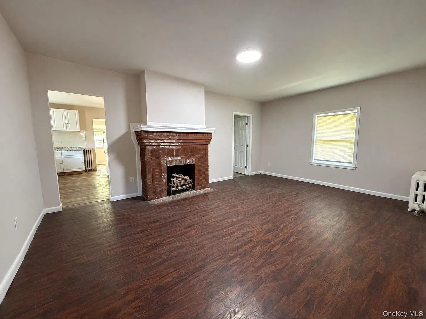 3 bed, 1.0 bath, 1590 sqft, $3,500 — Photo 4