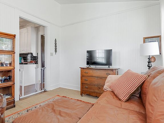 60th image of this home