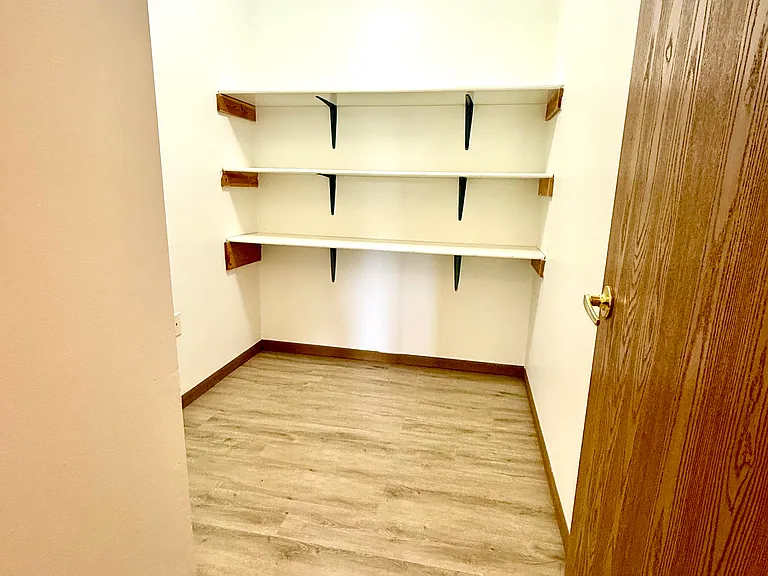 1021 Grandview Ave #106 — Photo 8