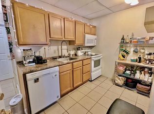 4034 Baring St, Philadelphia, PA 19104