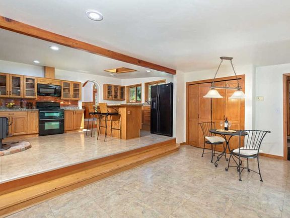 4th image of 831 San Lorenzo Ave