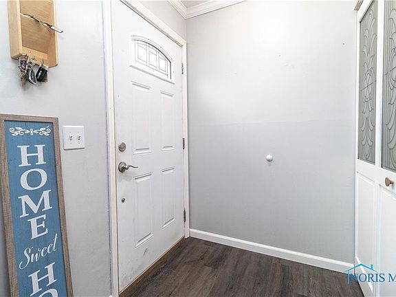 5th image of 1772 Cambridge Park E