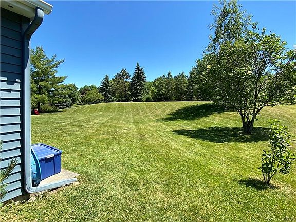 4th image of 7826 Karakul Ln