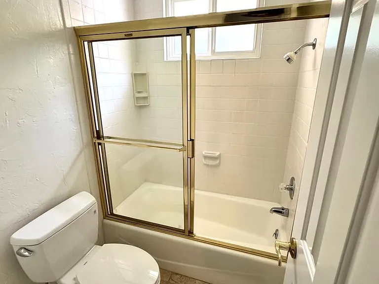 246 Grandridge Ct — Photo 19