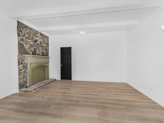 Sold by OOAKB&F INC | media 7