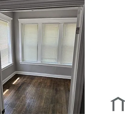 7701 S Green St — Photo 6