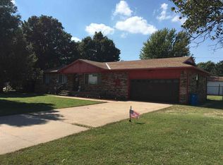 32513 61st Rd, Arkansas City, KS 67005