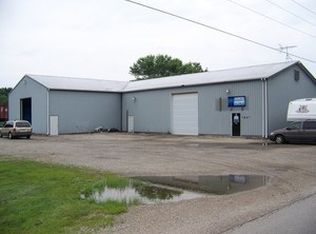 445 E Lafayette St, Somonauk, IL 60552