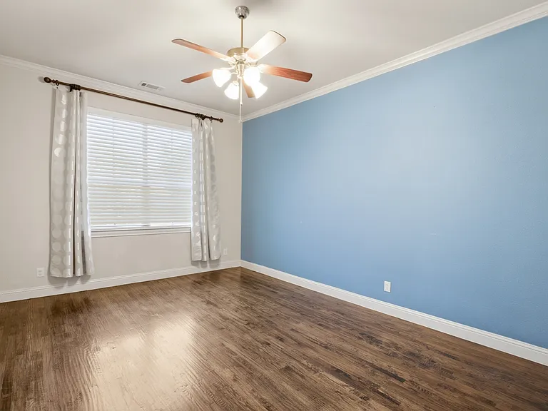 328 Anna Ave — Photo 18