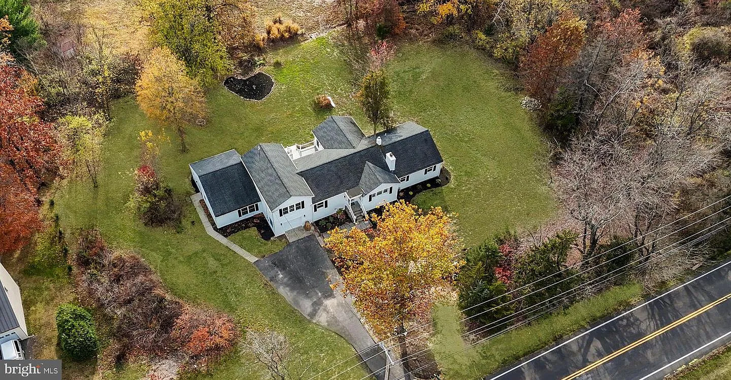 271 Stoopville Rd photo 1