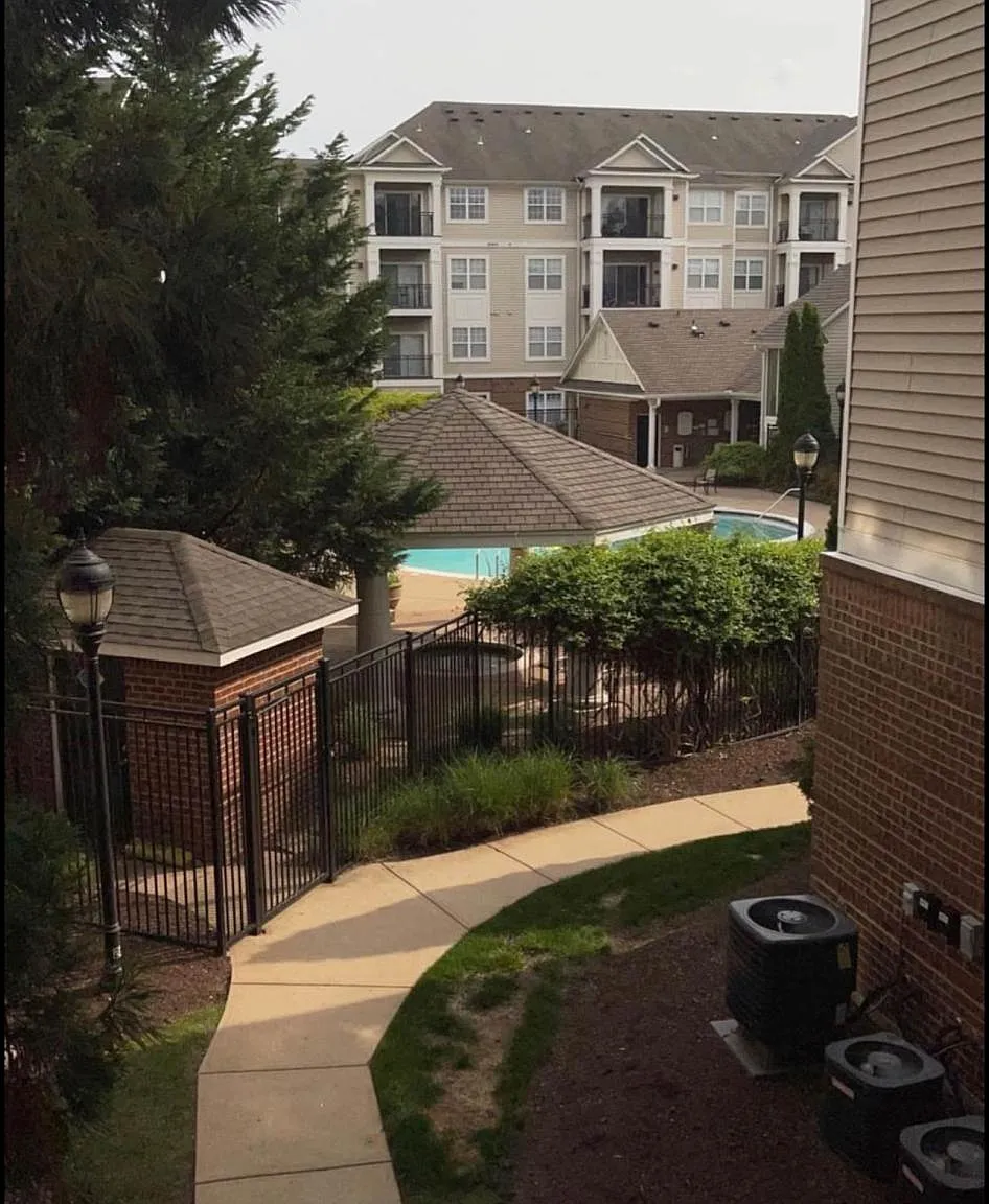 12958 Centre Park Cir — Photo 4