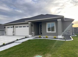2325 Siena Ave, Richland, WA 99352