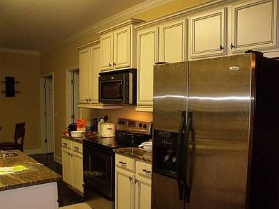 4th image of 922 Oak Crest Dr