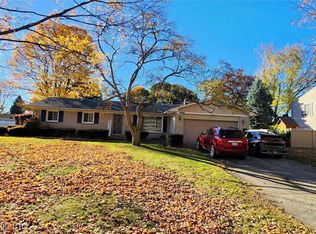 25667 Glamorgan Dr, Novi, MI 48374