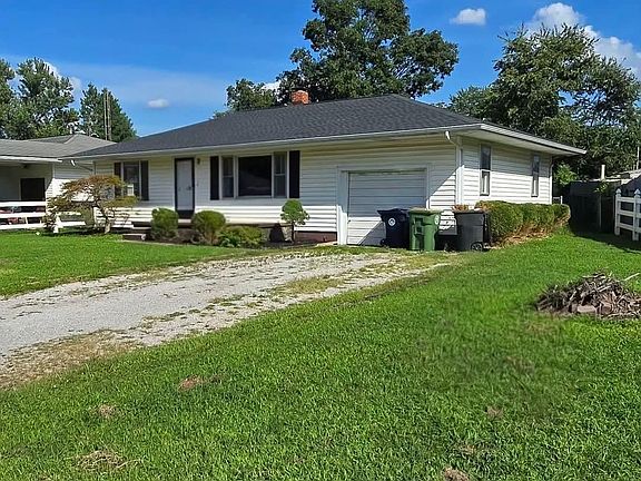 2nd image of 3028 Elmwood Dr