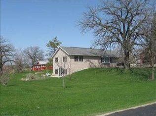 5041 E Wilcox Rd, Janesville, WI 53546
