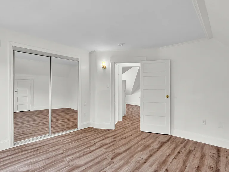 66 Evergreen Ave #3 — Photo 7