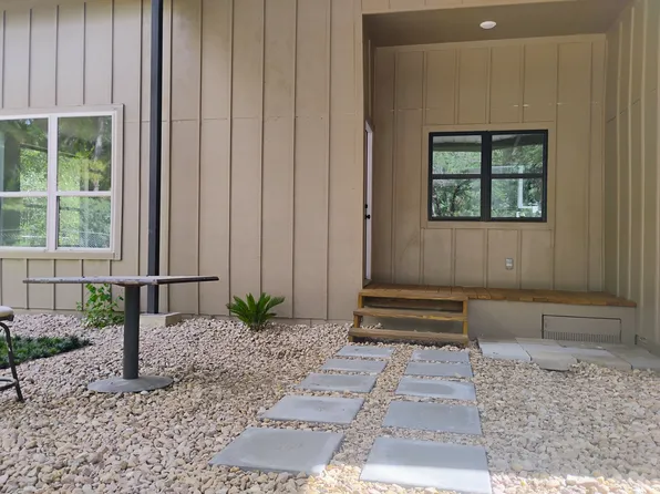 13358 Lueders Ln, Plantersville, TX 77363