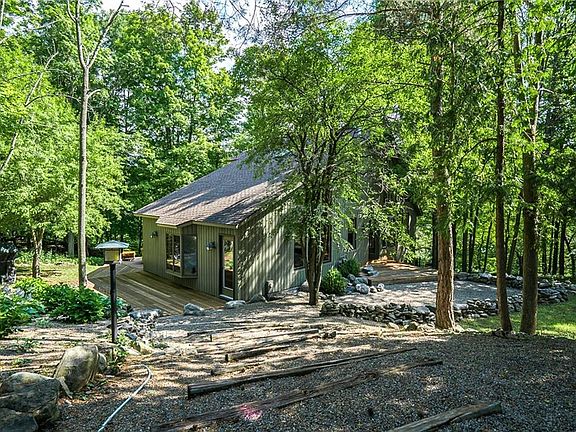 4th image of 4760 Thatchwood Dr
