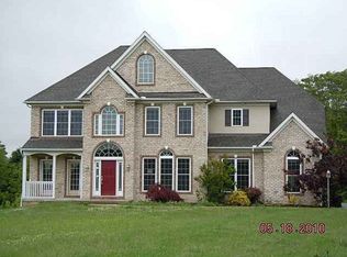 1362 Fox Hill Dr, Palmyra, PA 17078
