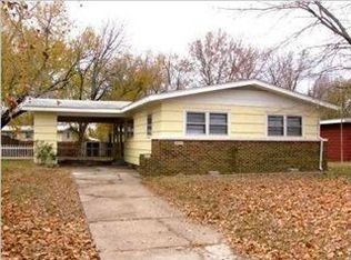 6035 N Hartford Dr, Wichita, KS 67219