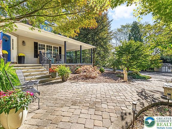 5th image of 40 Christman Rd
