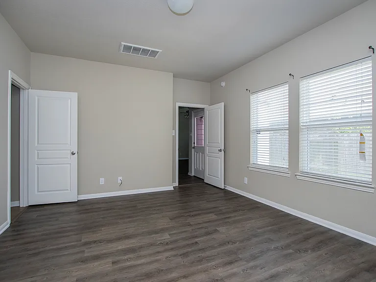 2209 Onyx Ct — Photo 20