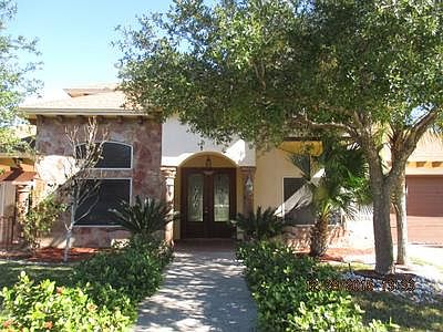 1st image of 7509 Delfina Dr