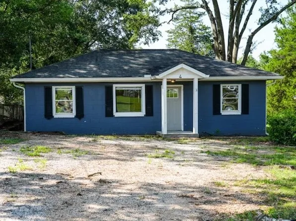 2 Sunnydale Dr, Greenville, SC 29609