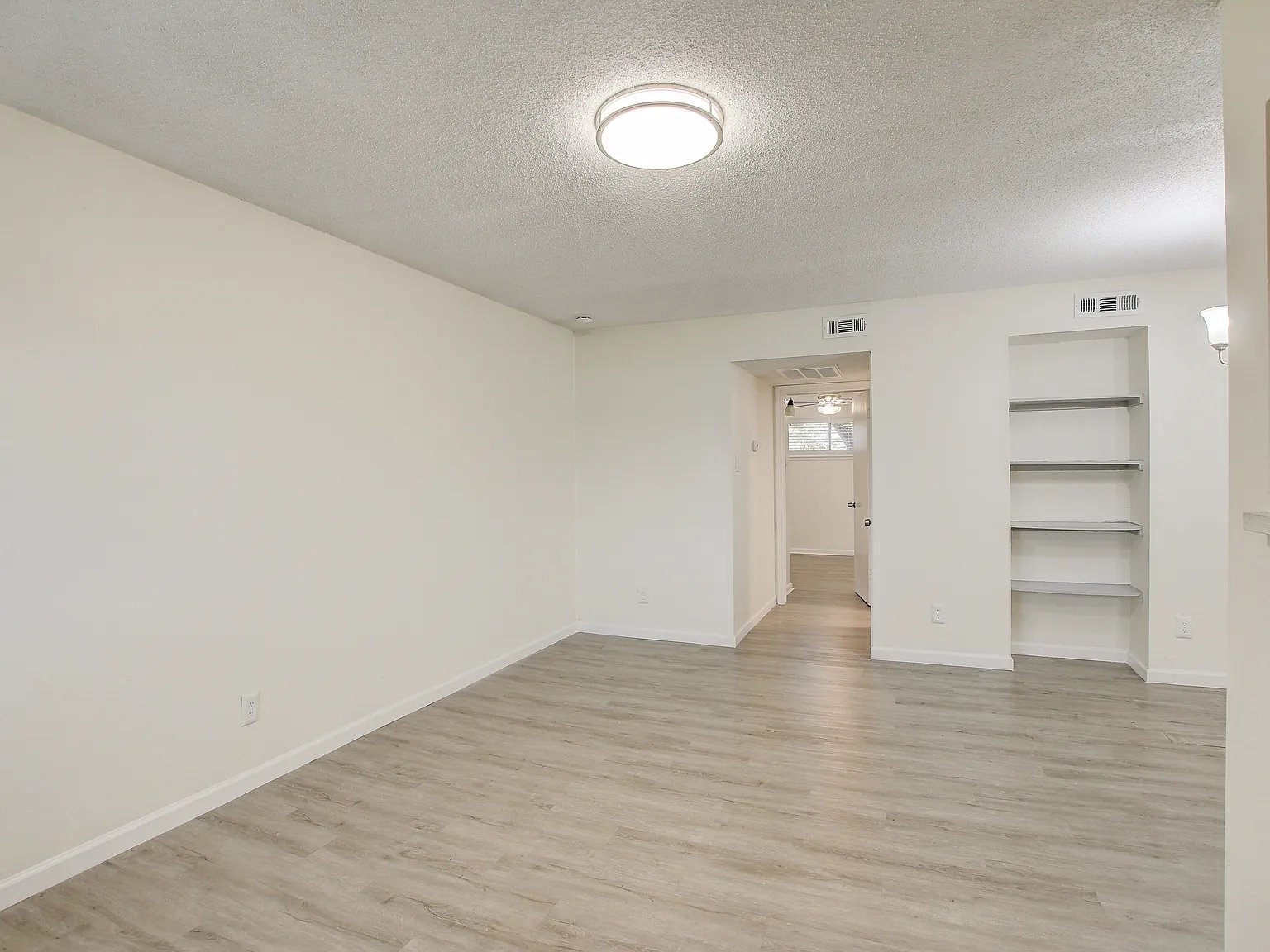 Highpoint North — Photo 3