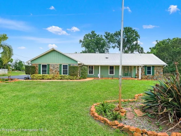 4252 Alpine Rd, Land O Lakes, FL 34639