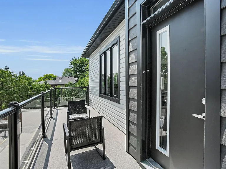 634 Commissioners Rd W #39 — Photo 8