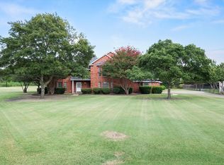 126 Vintage Dr, Waxahachie, TX 75165