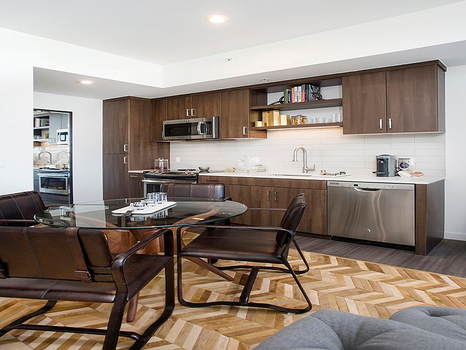 1st image of 300 14th St APT 536
