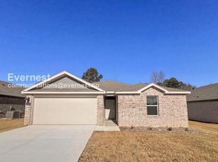 115 E Fredonia Ct, Mayflower, AR 72106