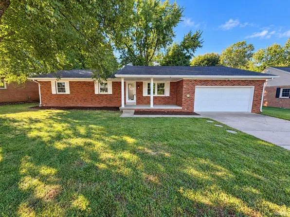 8399 Chestnut Dr, Newburgh, IN 47630