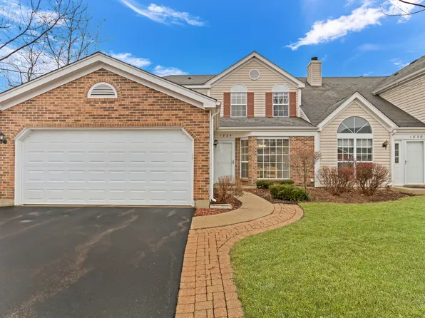 1824 Princeton Ct, Gurnee, IL 60031