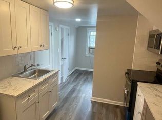 1529 E 294th St #2, Wickliffe, OH 44092