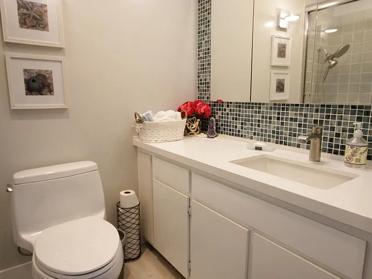 7329 Marina Pacifica Dr S — Photo 23