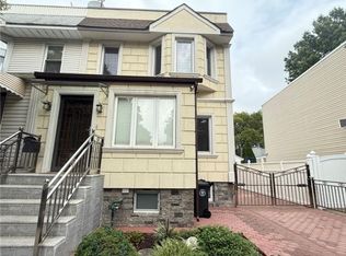 7715 78th St, Ridgewood, NY 11385