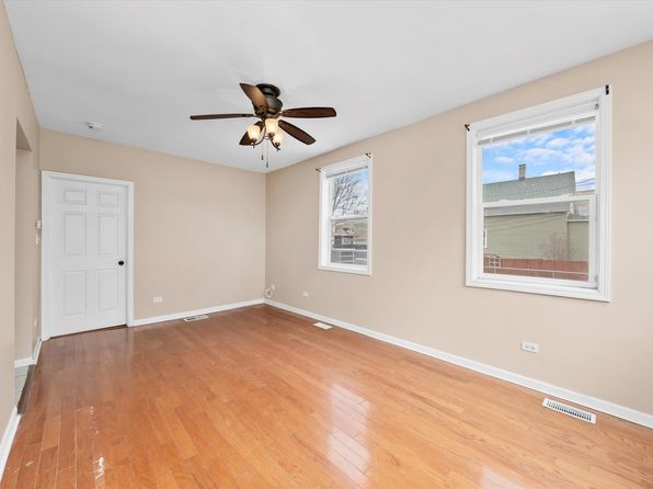 7546 W 61st St, Summit, IL 60501