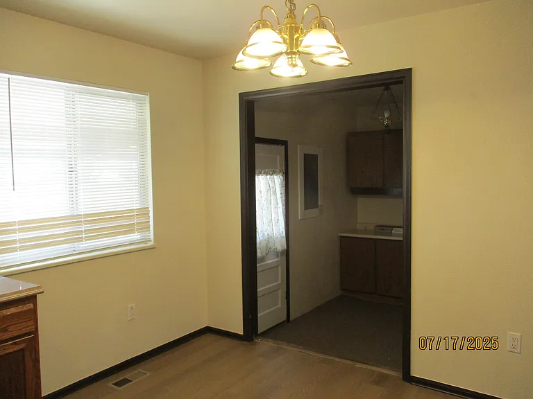 610 Oak Ave — Photo 10