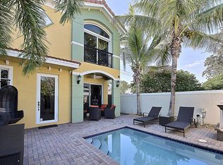2808 NE 32nd St, Fort Lauderdale, FL 33306