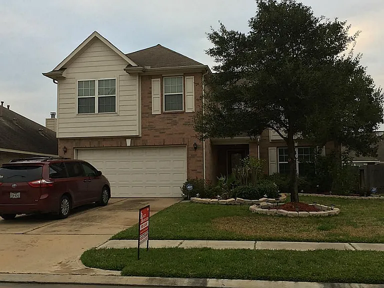 9506 Carsonmont Ln — Photo 1