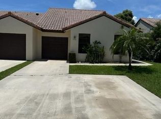 406 Buttonwood Pl, Boca Raton, FL 33431