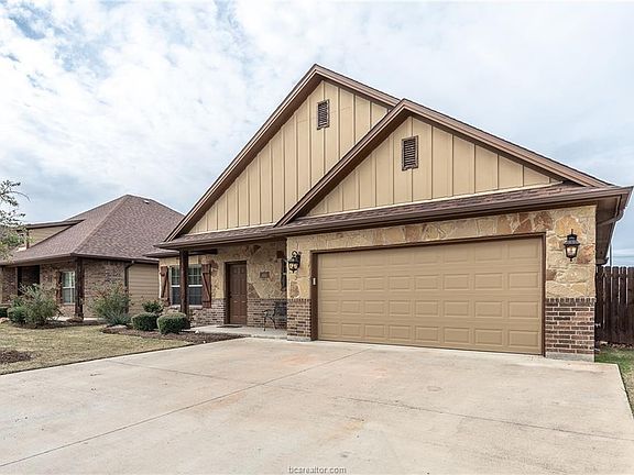 2nd image of 414 Hayes Ln