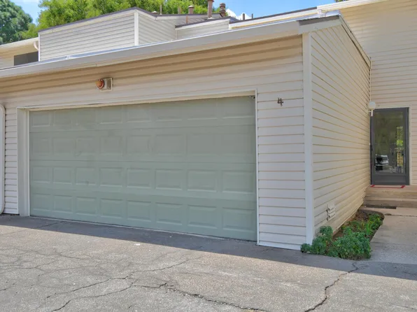 4 Westlake Dr NE, Albuquerque, NM 87112