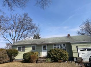 61 Vera St, Piscataway, NJ