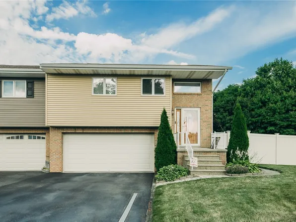 192 Cambria Hill Dr, Tarentum, PA 15084